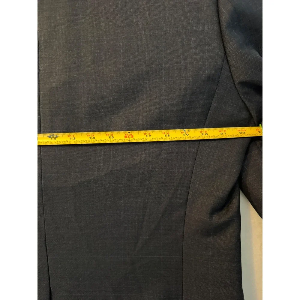 Jos A Bank Signature Collection Blazer 44L Wool Tailored Fit Charcoal Windowpane